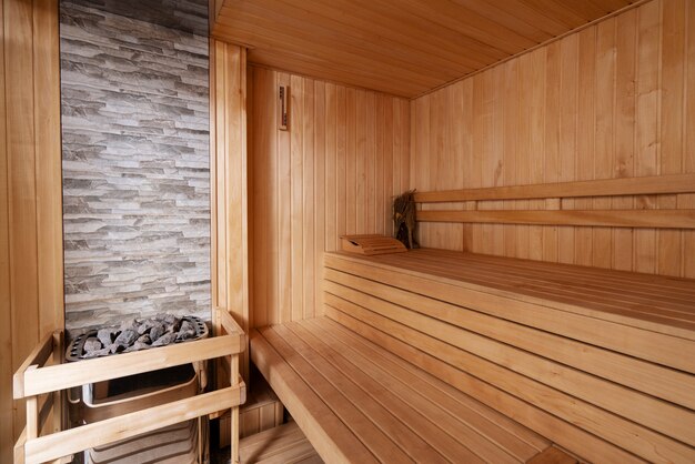 Jak skorzystać z sauny, aby w pełni cieszyć się jej korzyściami?